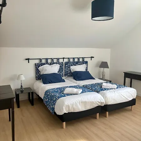 De Charme Avec Piscine Privee Holiday home Paray-Douaville