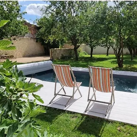 Holiday home De Charme Avec Piscine Privee *