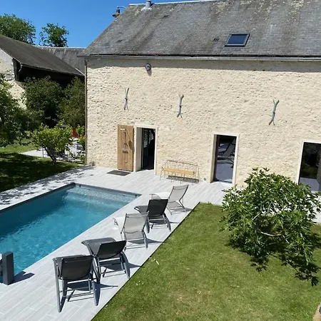 De Charme Avec Piscine Privee Holiday home